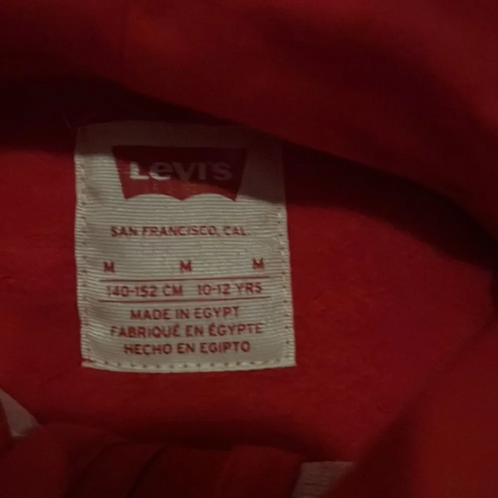 Logo red hoodie  - Picture 5 of 7